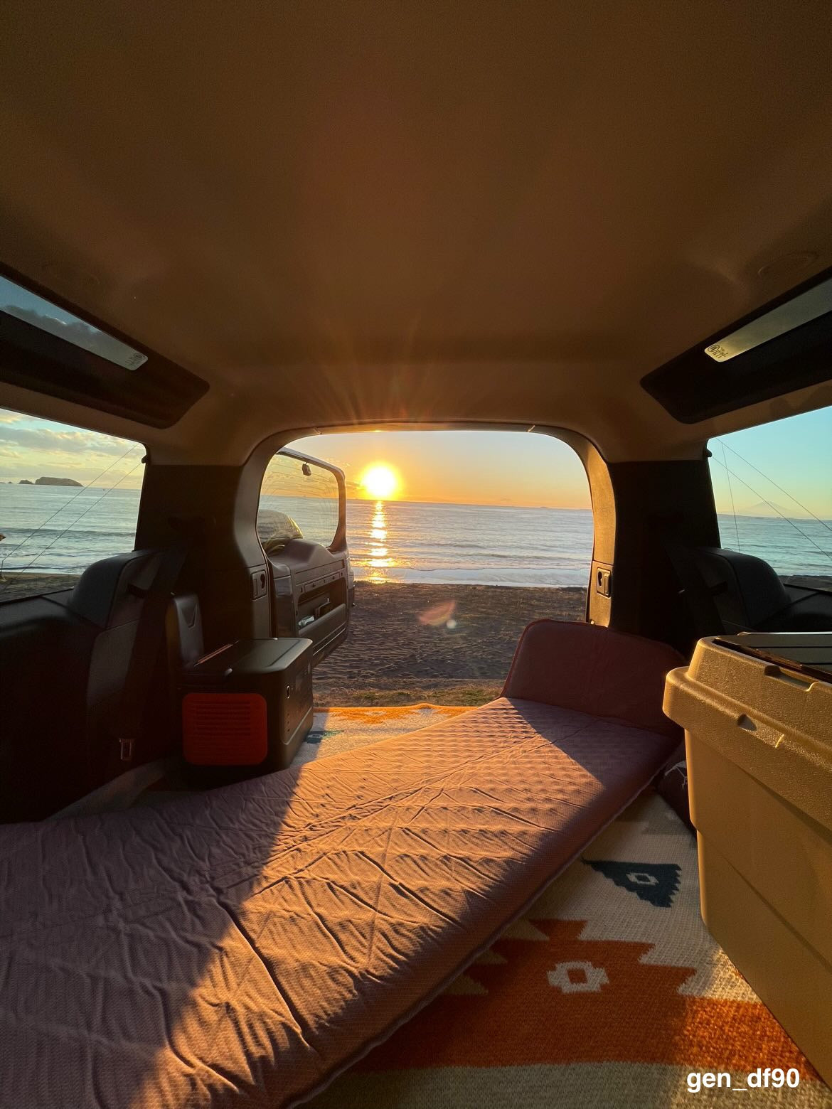 新型ディフェンダー DEFENDER2020 ラゲッジストレージボックス90/130 LR190078 - Load Compartment Trunk Stowage Box - SWB Defender 2020 onwards - Genuine Land Rover