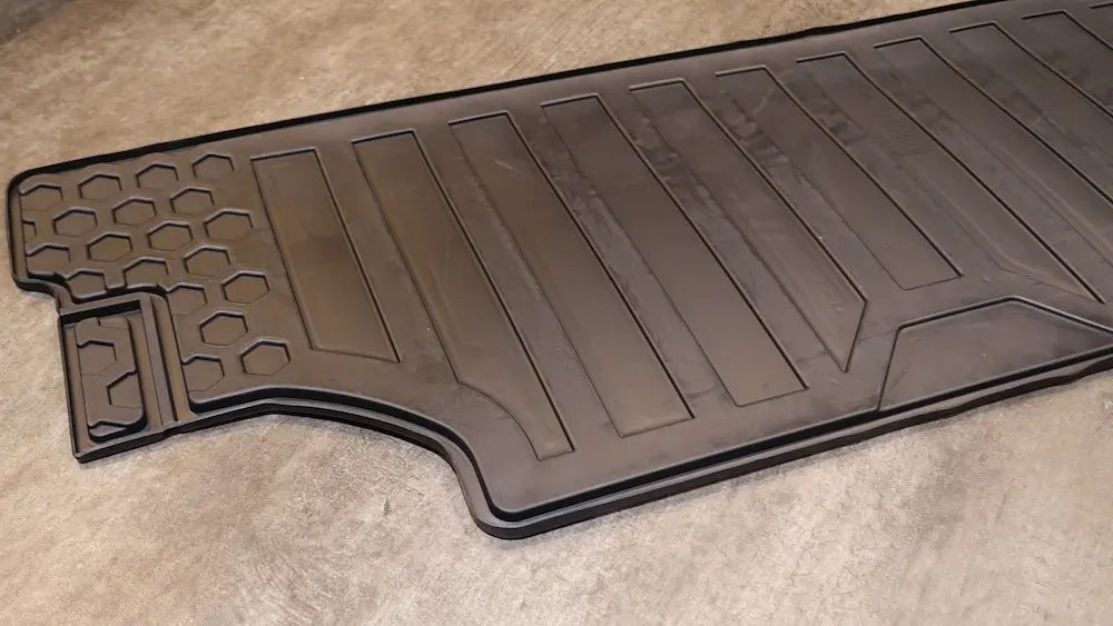 新型ディフェンダー110 90 L663 ラゲッジマット LAND ROVER DEFENDER