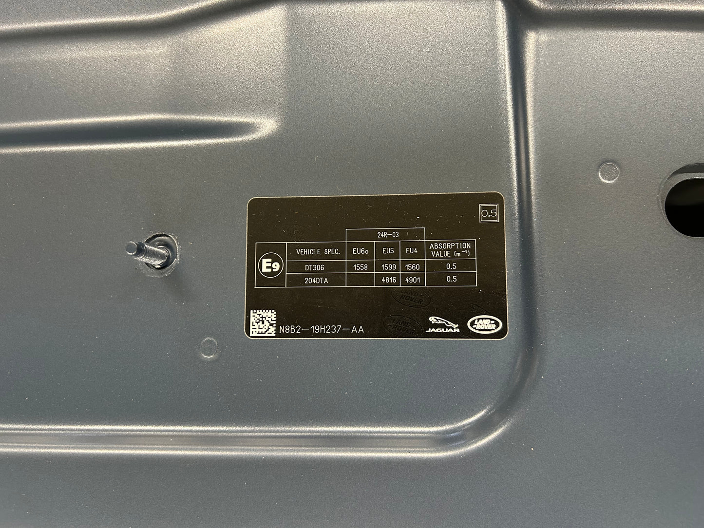 純正ボンネット タスマンブルー