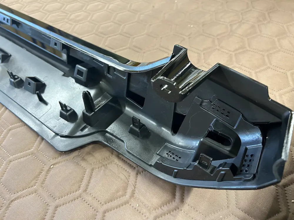 リアスポイラー フィット