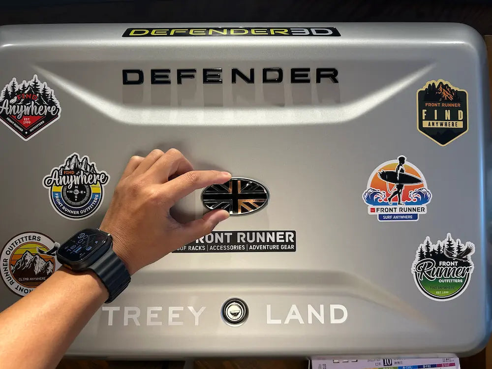 ディフェンダー 110 90 130 ユニオンジャック オーバルバッチ 擬似七宝焼き 日本製