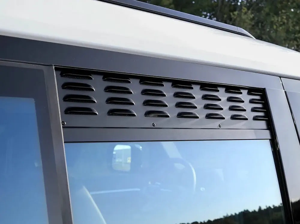 新型ディフェンダー ディフェンダー110 90 130 L663 ウィンドベント キャンプ 車中泊 換気 アウトドアアイテム DEFENDER