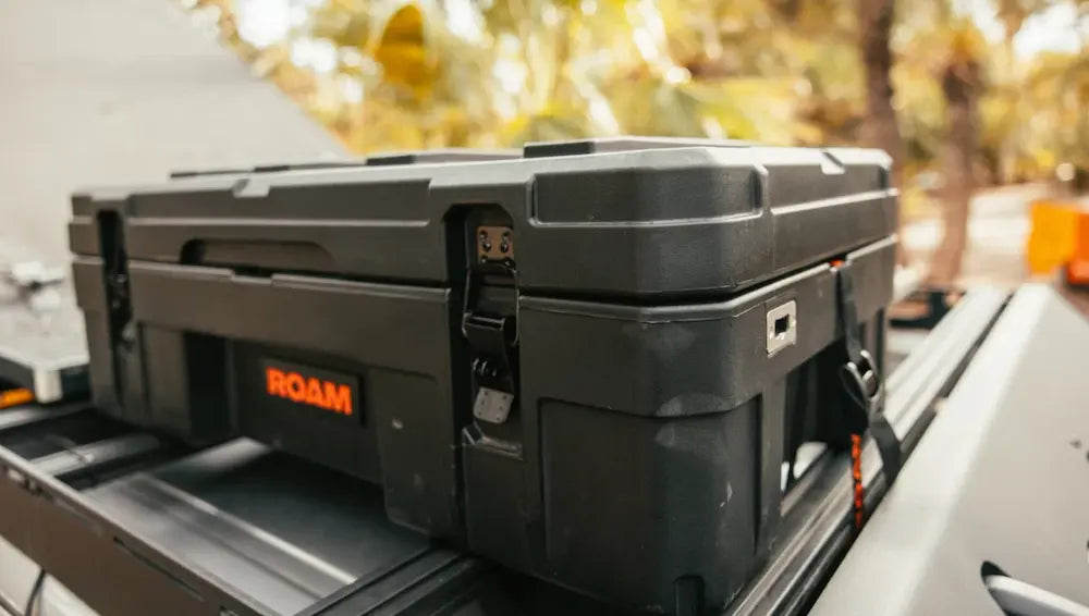 ROAM Tie Down Straps｜ランドローバー ディフェンダーのキャンプ・アウトドアギア固定用タイダウンストラップ