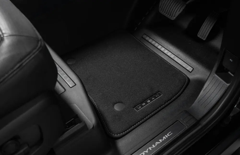 URBAN Automotive フロアマット Land Rover Defender 90 110専用 ブラックカーペット