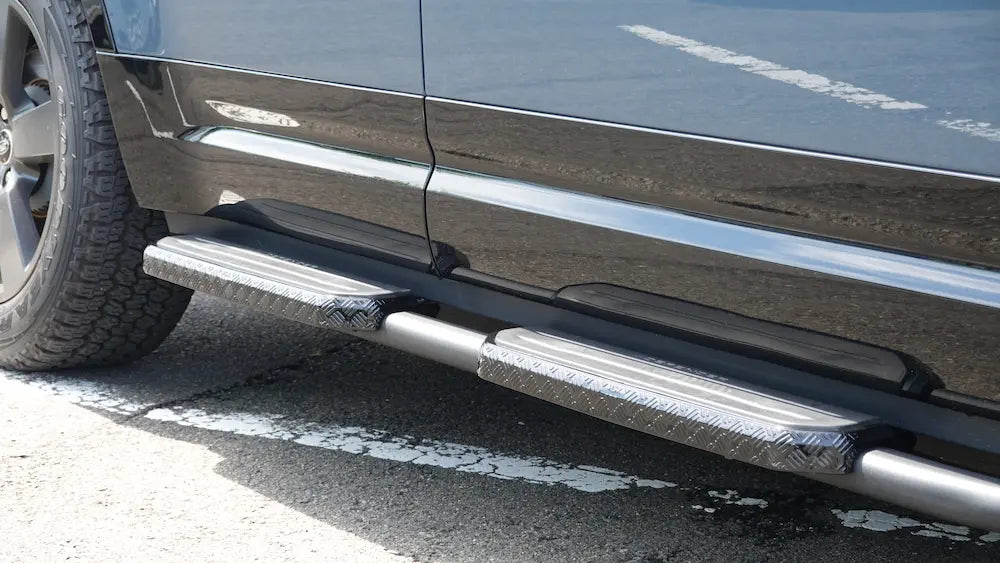 新型ディフェンダー110 90 130 L663 サイドステップ ステップガード