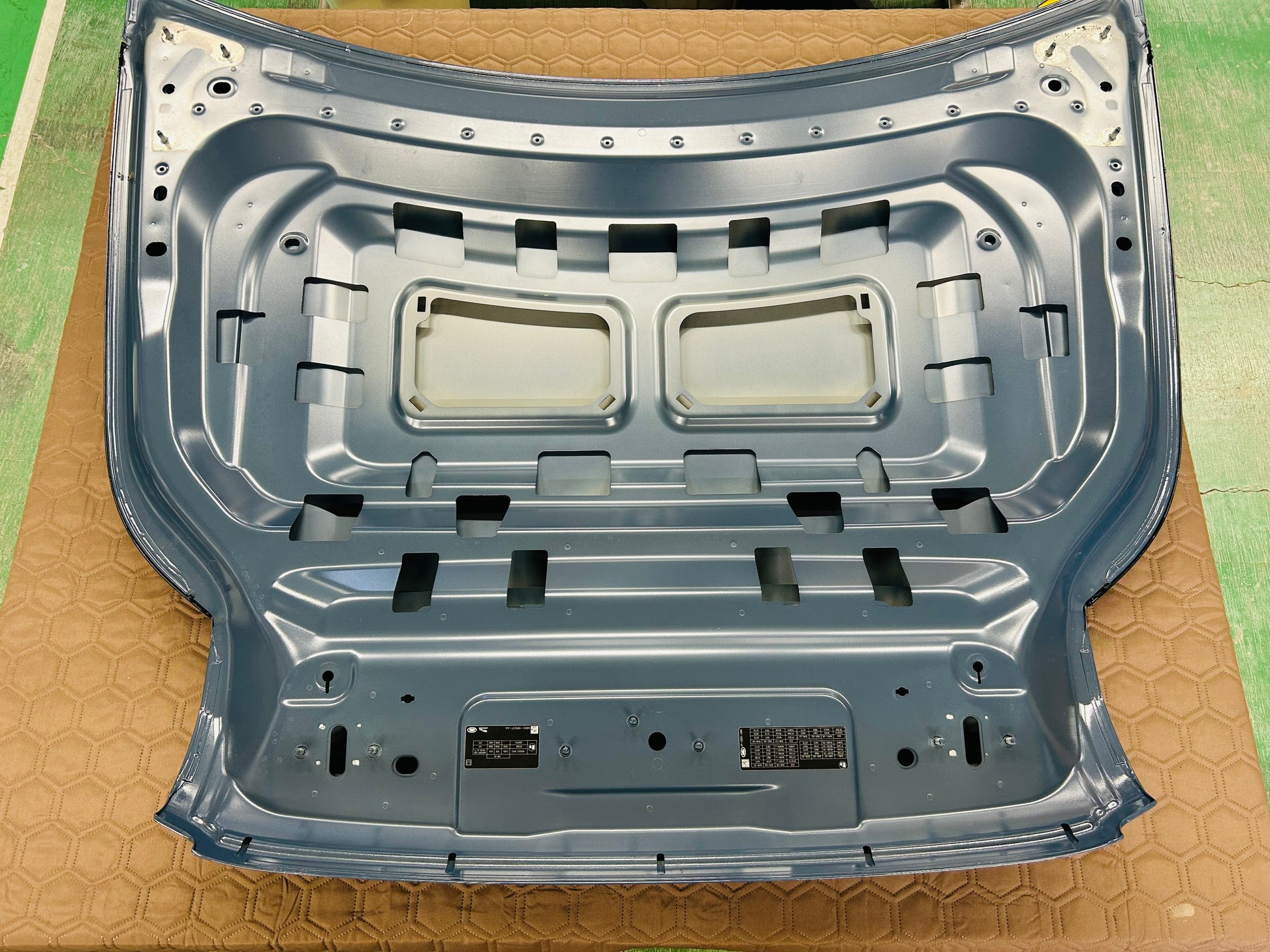 DEFENDER ディフェンダー 純正ボンネット&ボンネットベント 中古 DEFENDER ディフェンダー 純正ボンネット&ボンネットベント 中古