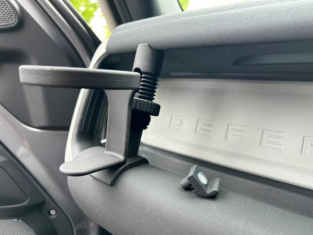 新型ディフェンダー ディフェンダー110 90 130 L633 ドリンクホルダー 新型ディフェンダー ディフェンダー110 90 130 L633 ドリンクホルダー