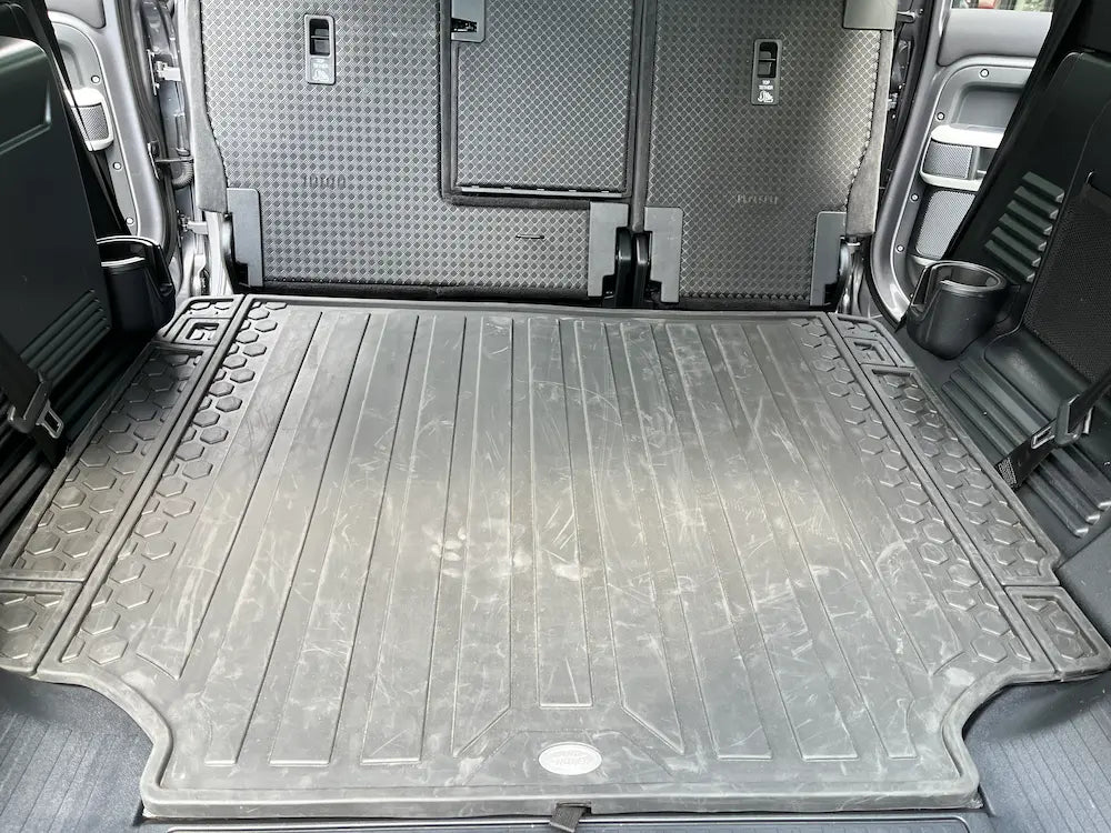 新型ディフェンダー ディフェンダー110 90 130 L663 ラゲッジマット 純正ロードスペースラバーマット VPLES0566 - LAND ROVER DEFENDER 2002 LOADSPACE MAT IN RUBBER - FITS DEFENDER 110 - DOESN'T FIT HYBRID MODELS - GENUINE LAND ROVER