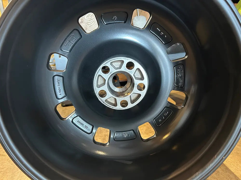 新型ディフェンダー ディフェンダー110 90 130 L663 ホイール BRITISH HERITAGE RS-FORGED ALLOY WHEELS RS 22inch BH902SB01