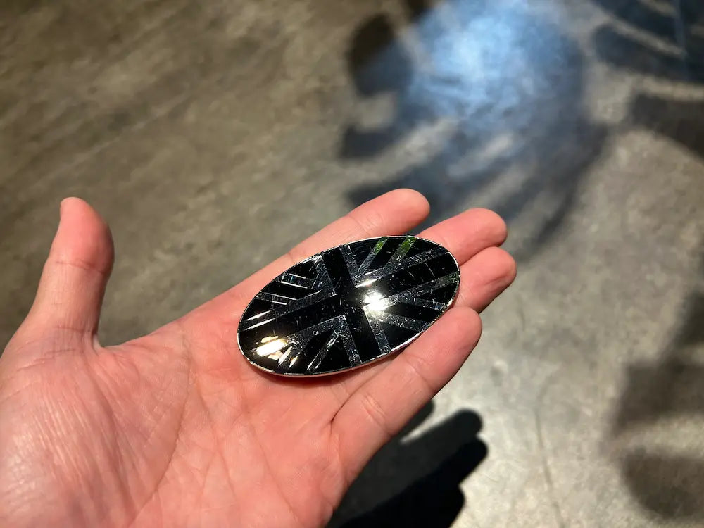 ディフェンダー 110 90 130 ユニオンジャック オーバルバッチ 擬似七宝焼き 日本製