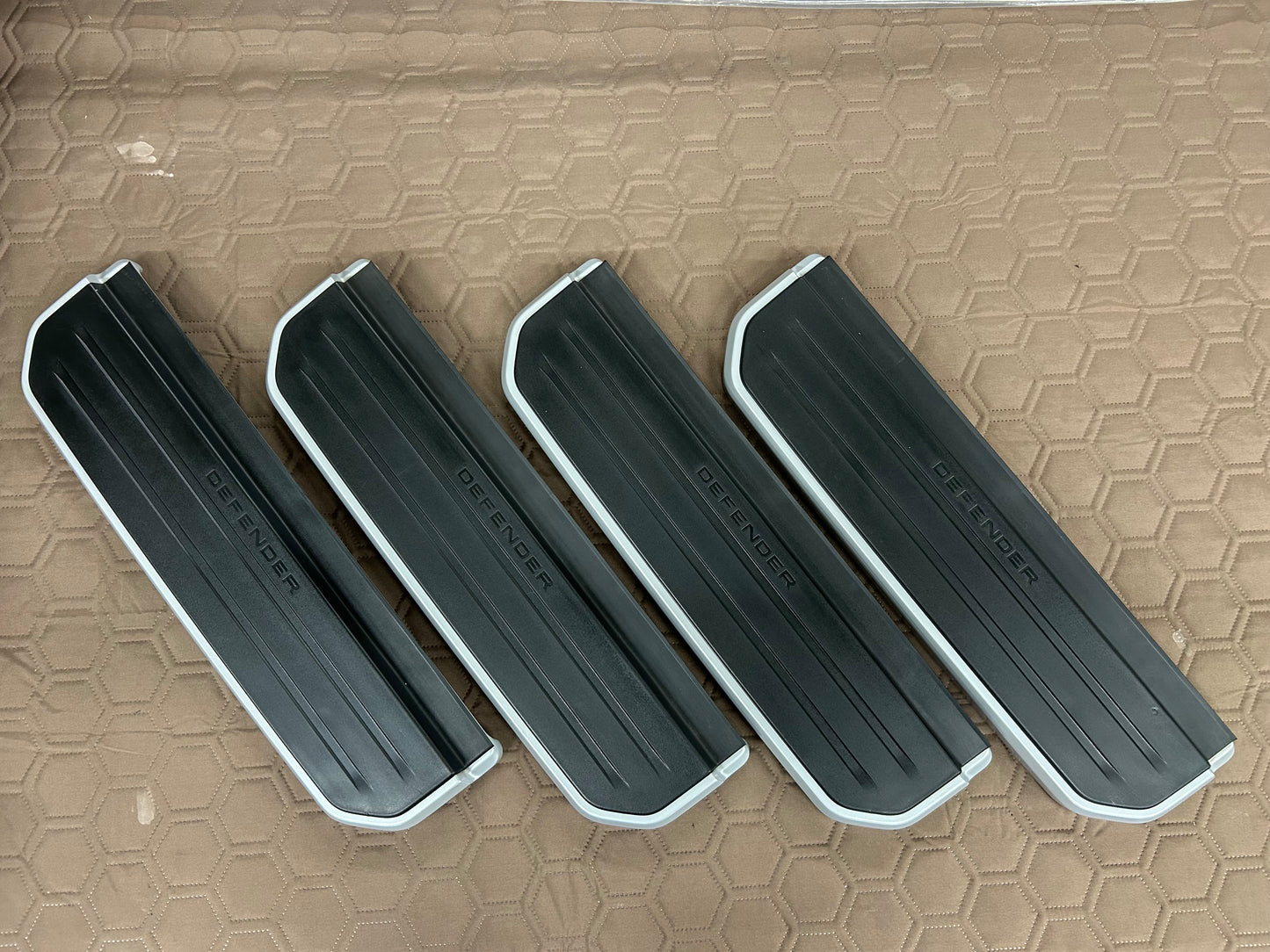 純正ステッププレート シルバー 4枚セット