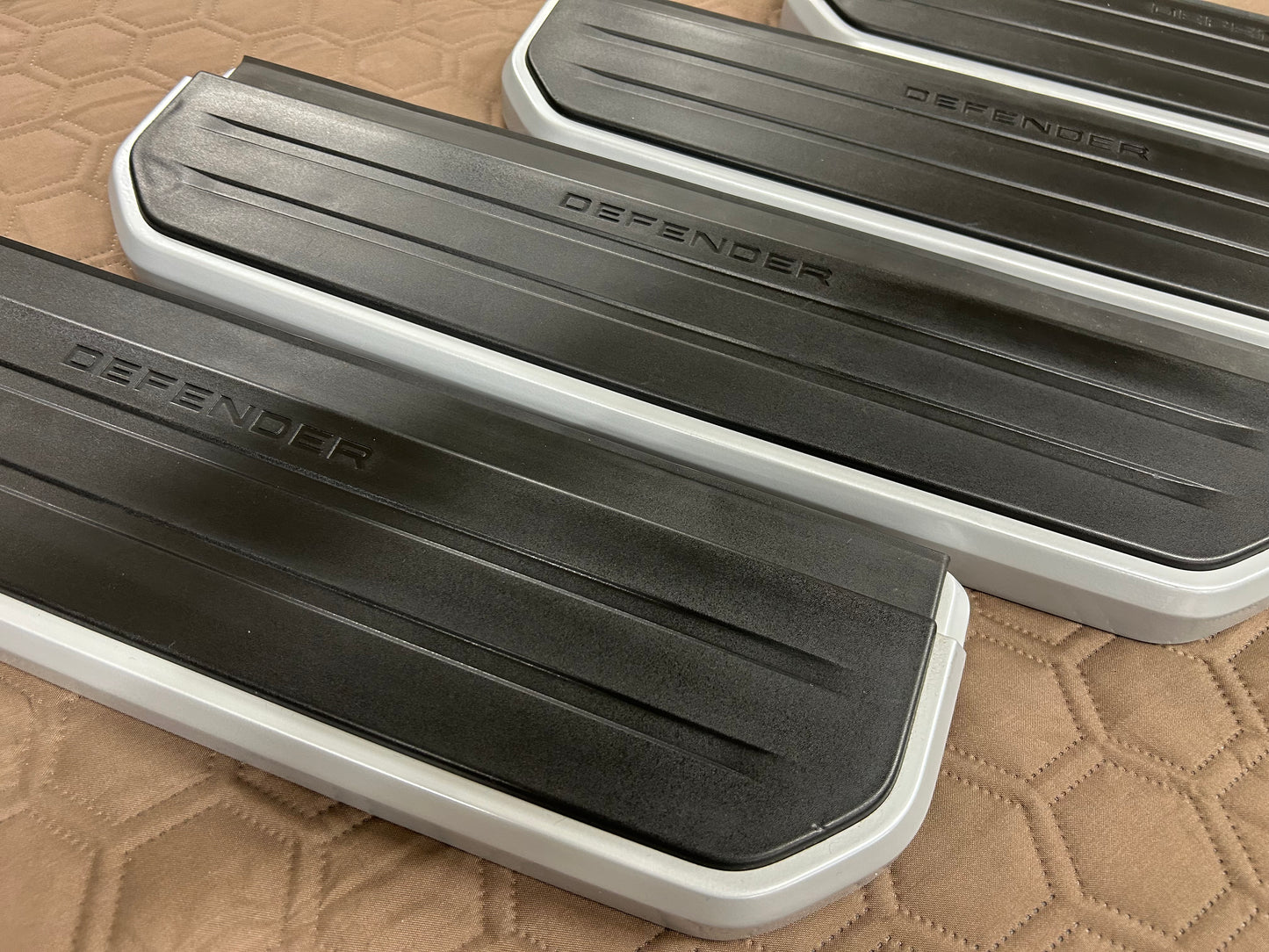 純正ステッププレート シルバー 4枚セット