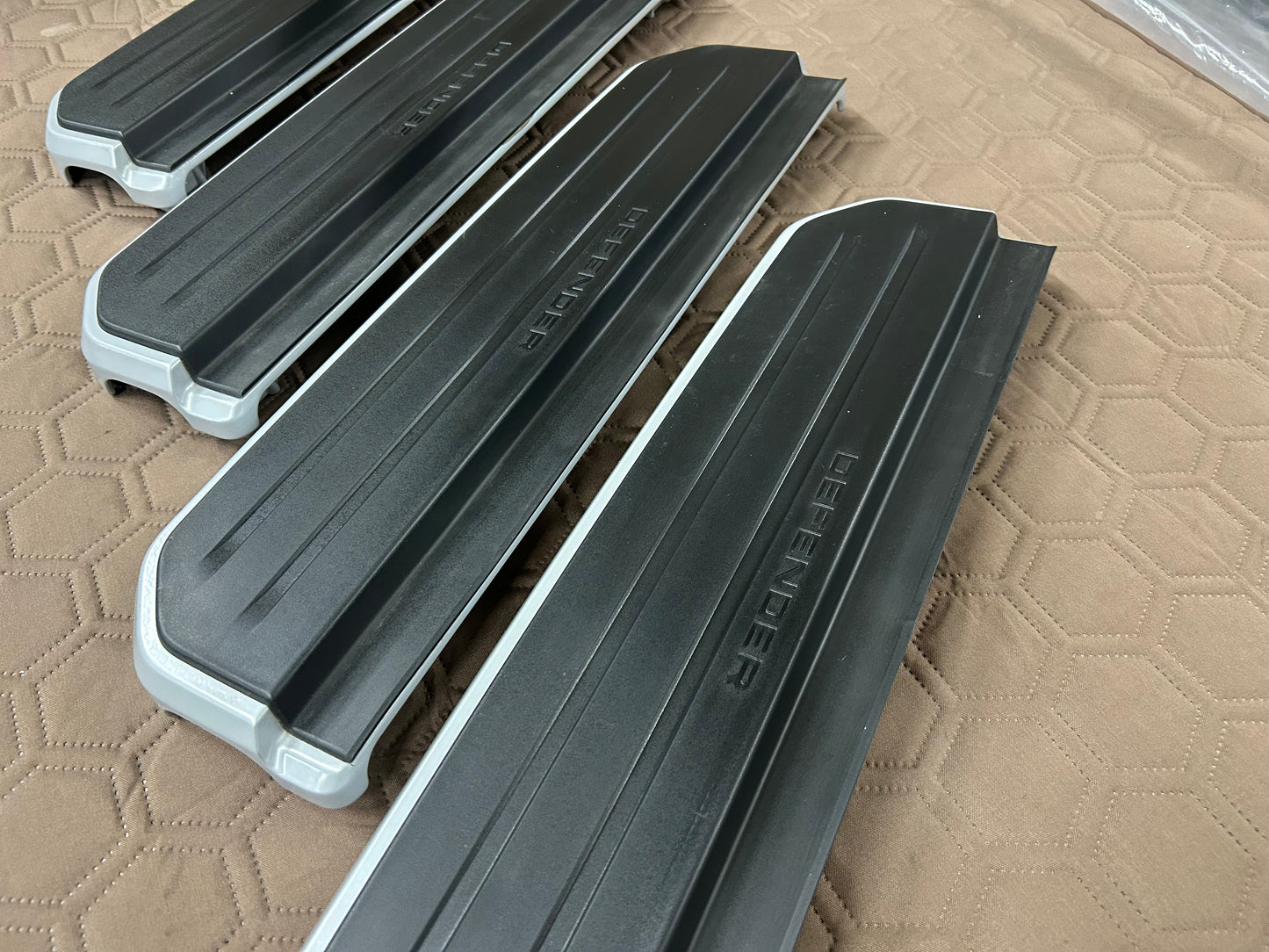 純正ステッププレート シルバー 4枚セット