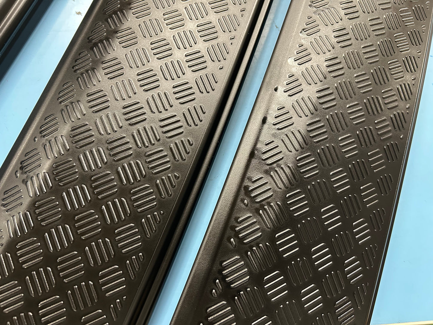 リアバンパーガード サテン