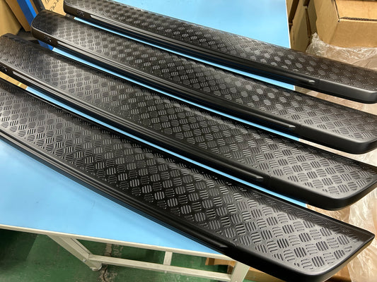 リアバンパーガード サテン