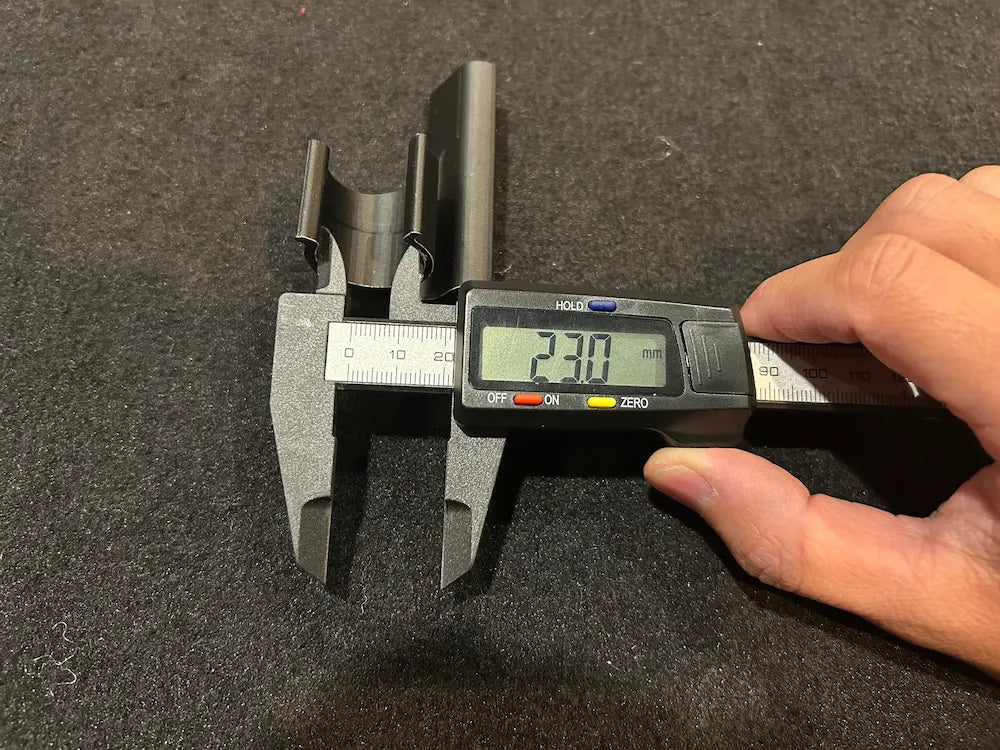 ディフェンダー110 90 130 カスタム ライト バックカメラ 汎用品 盗難防止 駐車監視