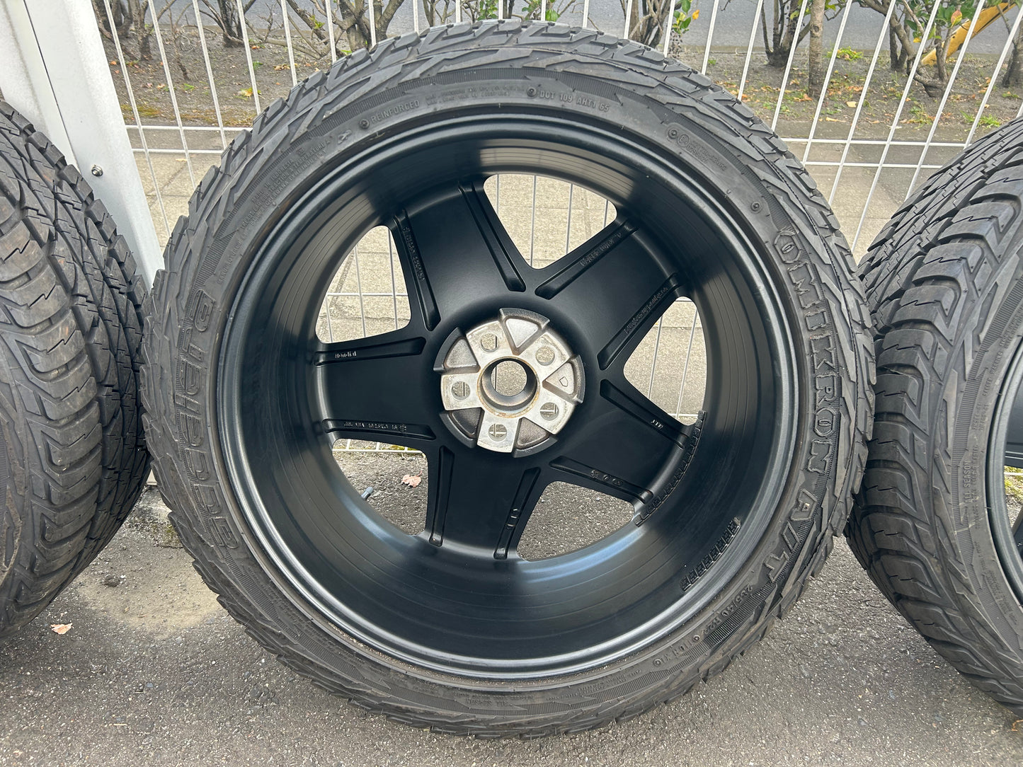 KAHN MONDIAL RETRO RS-FORGED LIGHT 中古