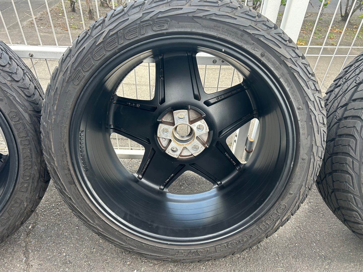 KAHN MONDIAL RETRO RS-FORGED LIGHT 中古