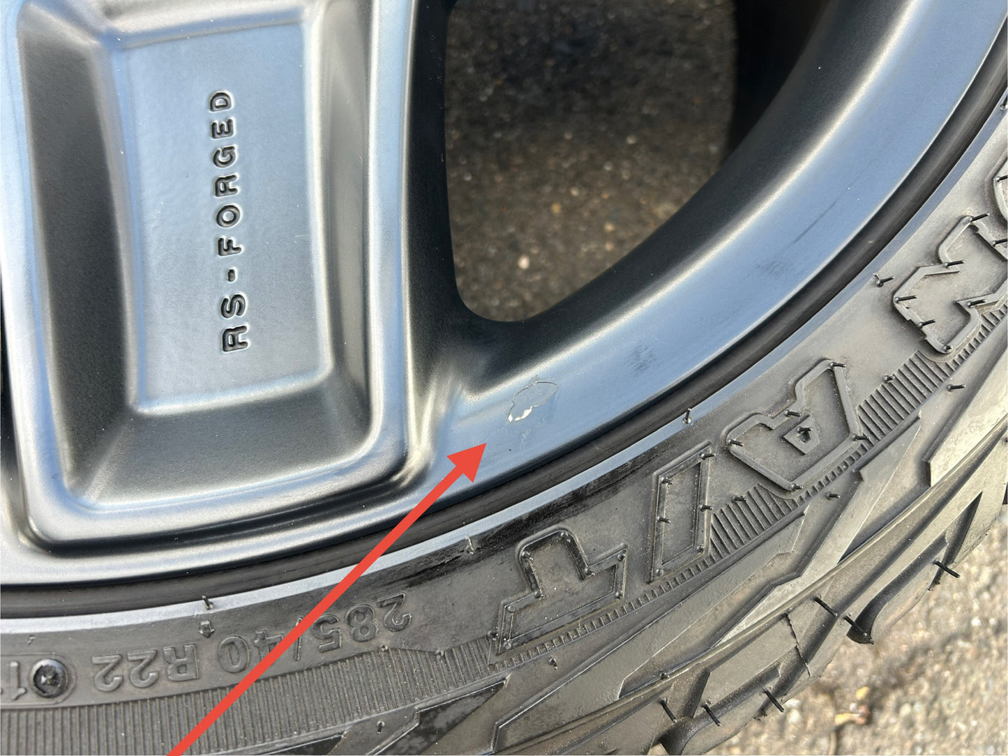 KAHN MONDIAL RETRO RS-FORGED LIGHT 中古