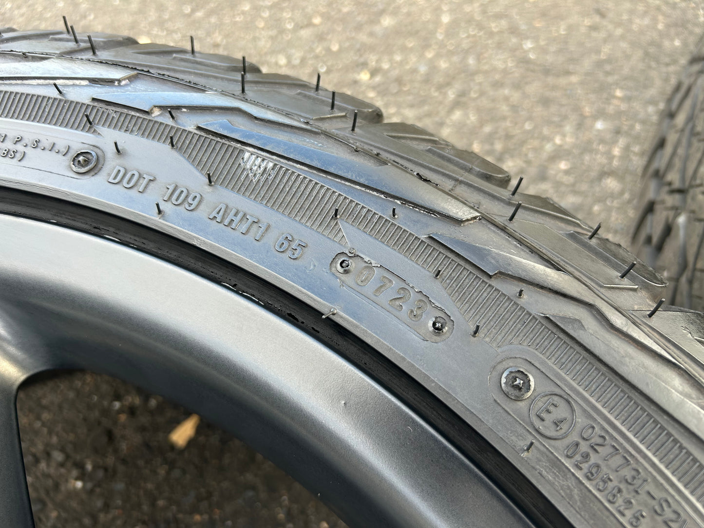 KAHN MONDIAL RETRO RS-FORGED LIGHT 中古