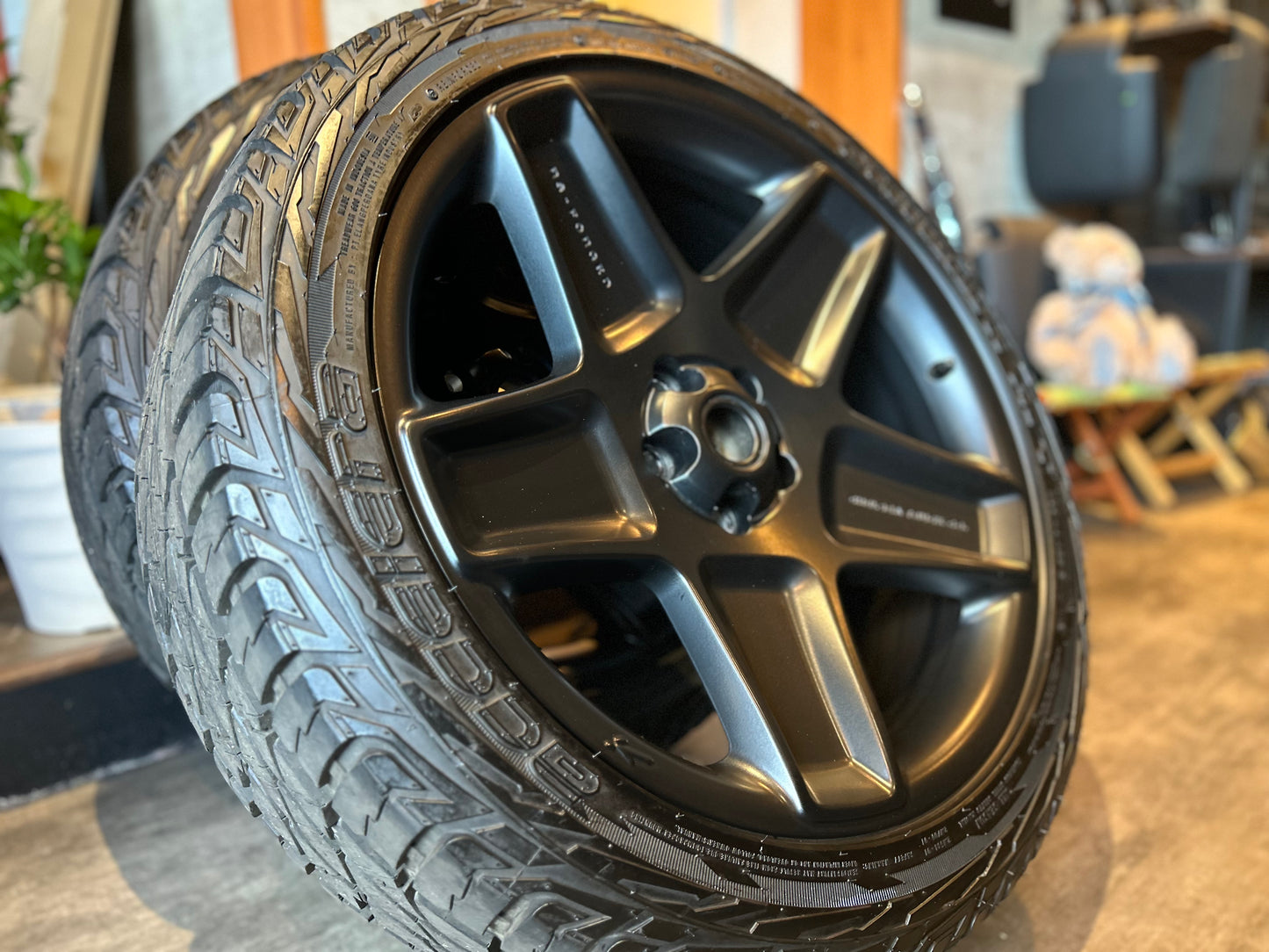 KAHN MONDIAL RETRO RS-FORGED LIGHT 中古