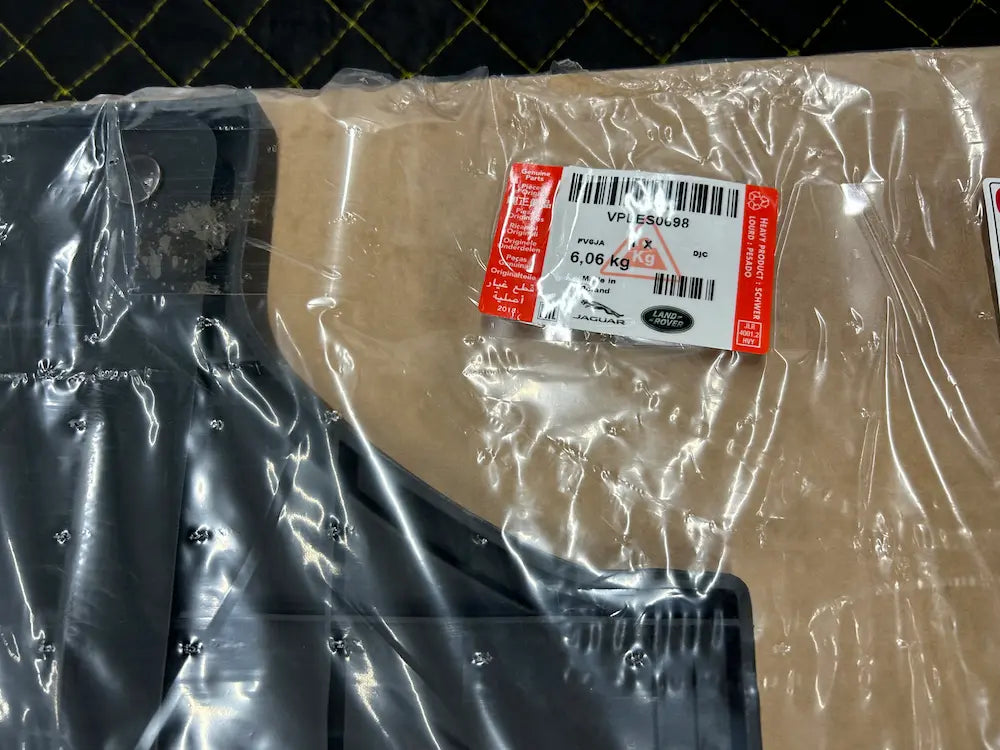 純正ロードスペースラバーマット130